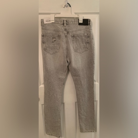 Jeans - Picture 7 of 7